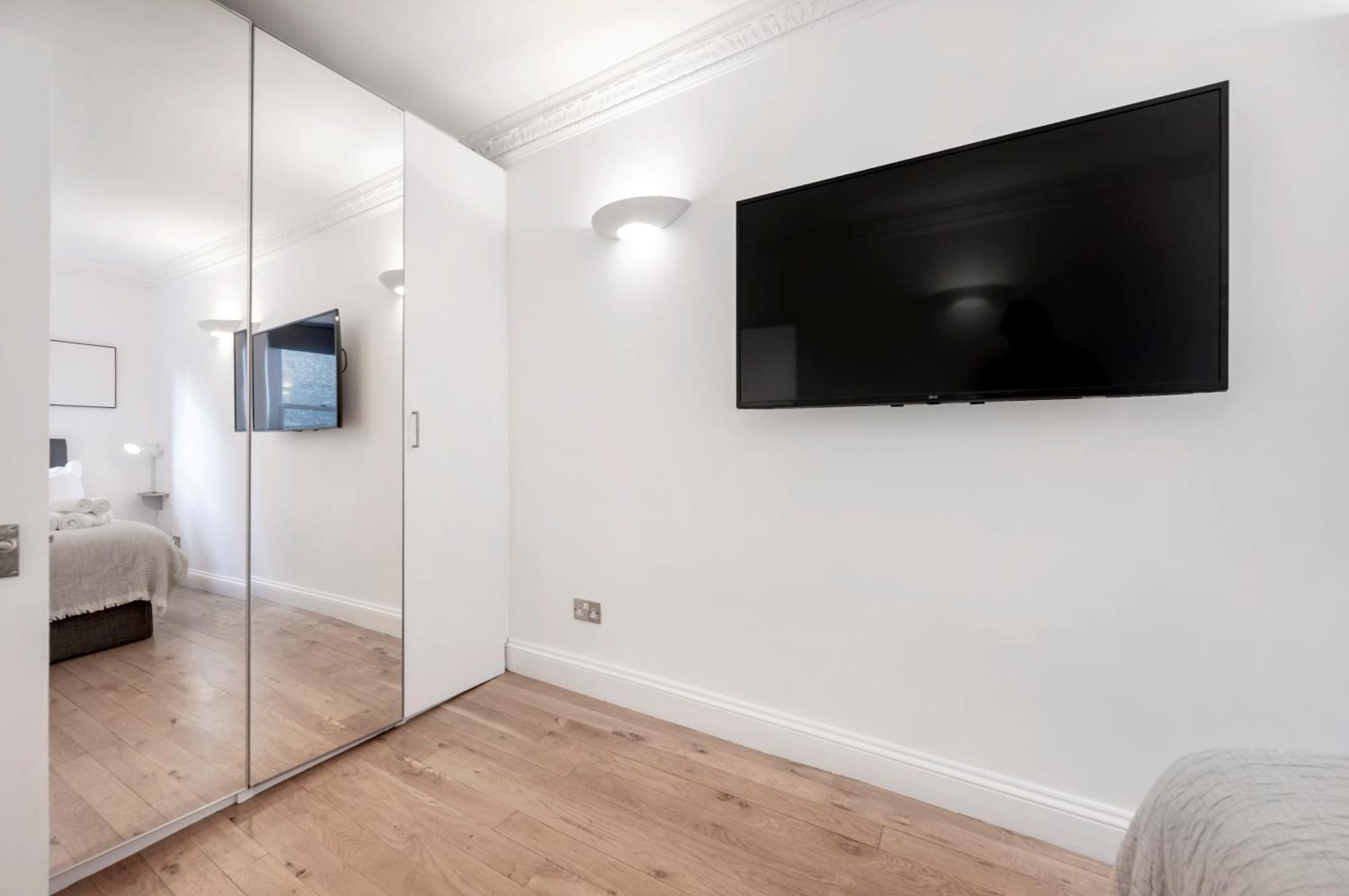 2 Bedr, 3 Beds, 1 Bath Thames, Trafalgar Sq London Eksteriør bilde