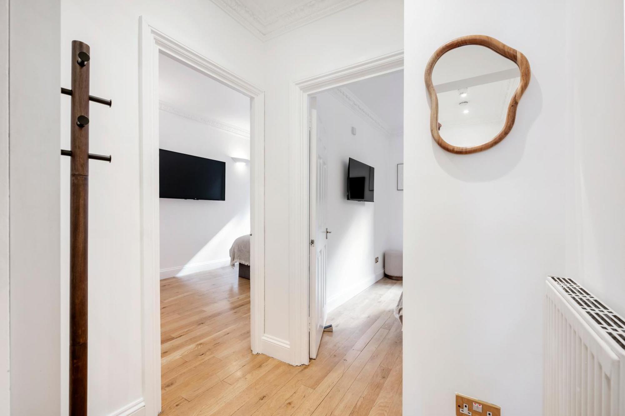 2 Bedr, 3 Beds, 1 Bath Thames, Trafalgar Sq London Eksteriør bilde